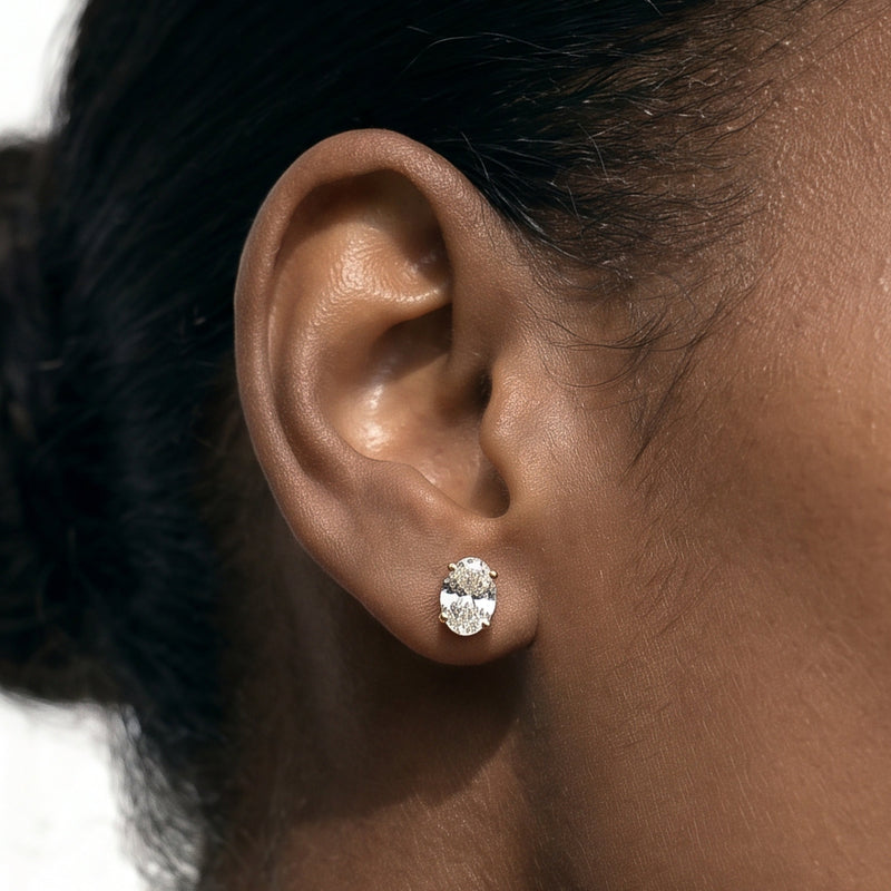 Classic Oval Diamond Stud Earrings (F/G VS+)