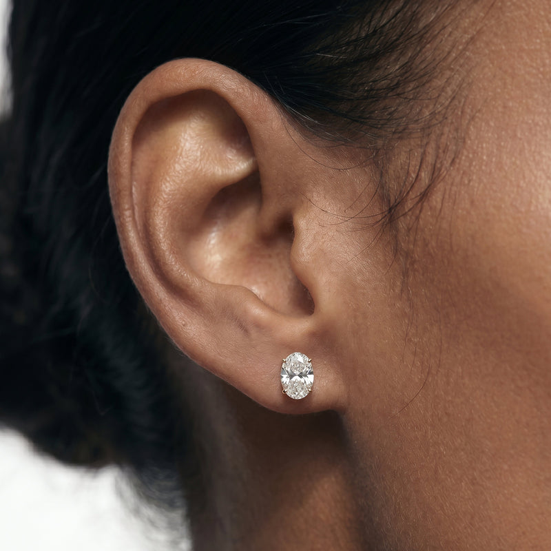 Classic Oval Diamond Stud Earrings (F/G VS+)
