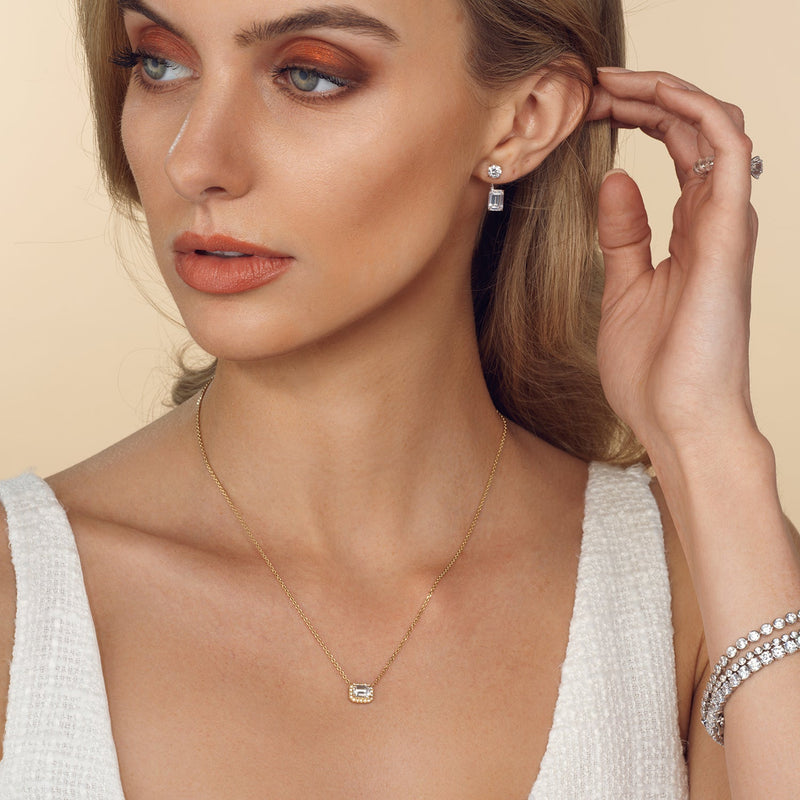 Halo Emerald Chain Necklace