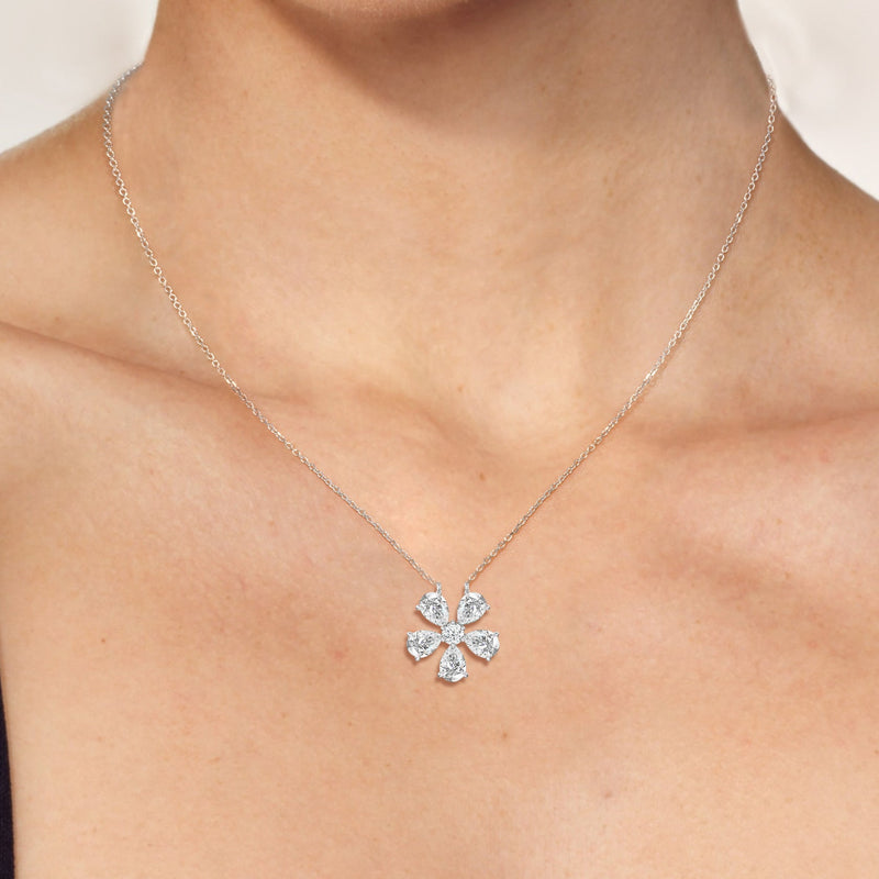 Daisy Necklace