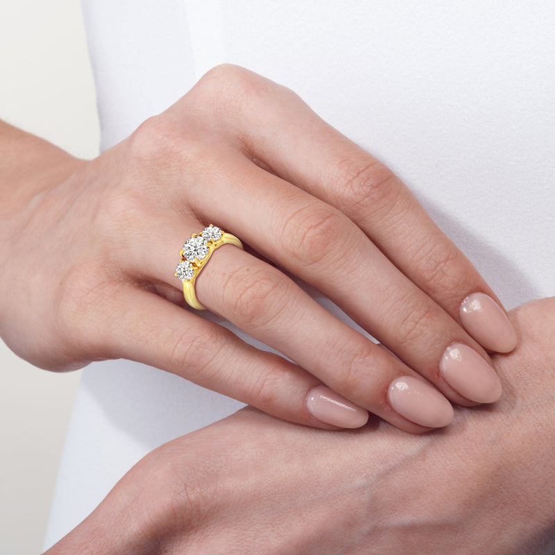 Classic Three Stone Round Brilliant Cut Diamond Ring (F+ SI+)