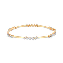 Load image into Gallery viewer, Vianne Leora Bangle
