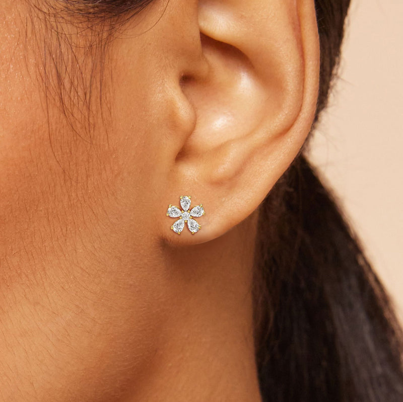 Daisy Studs