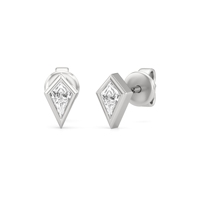 The Noelle Kite Studs