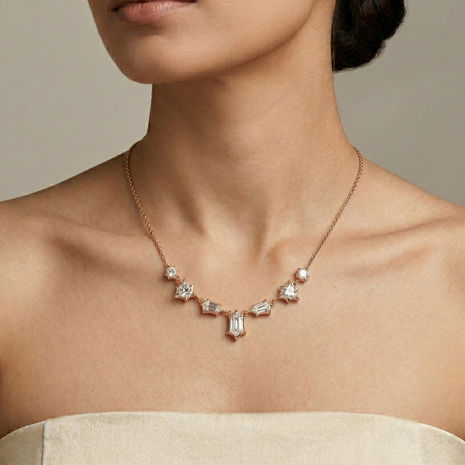 Averia Pendant