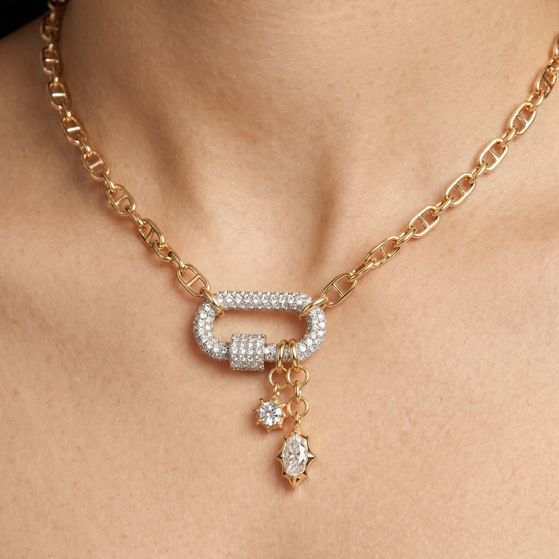 Orlaya
Lock Necklace