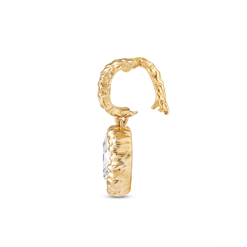 Icona Oval Solitaire Pendant