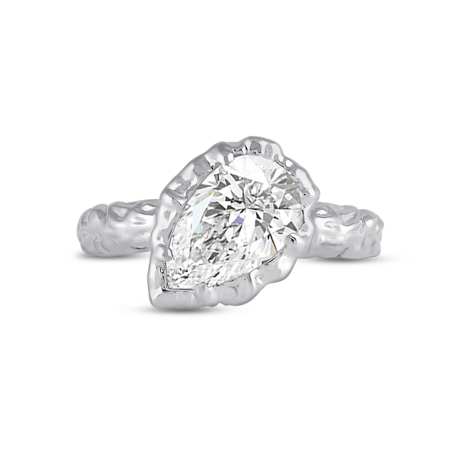 Vetria Solitaire Ring