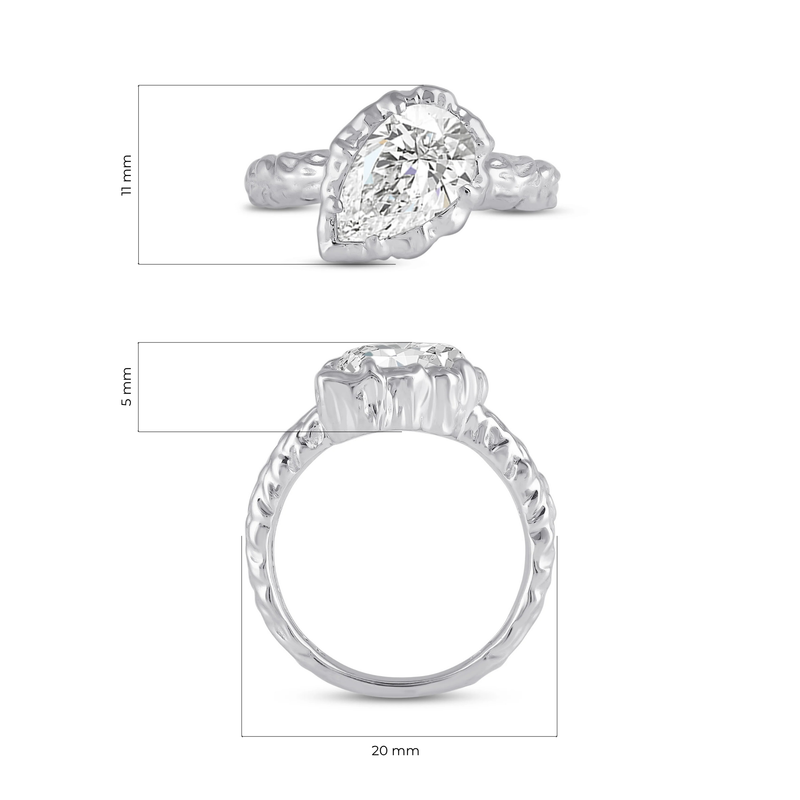 Vetria Solitaire Ring