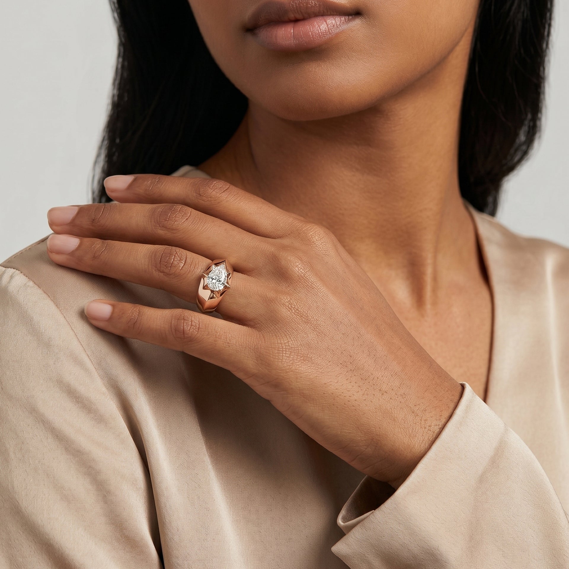 Lunera Ring