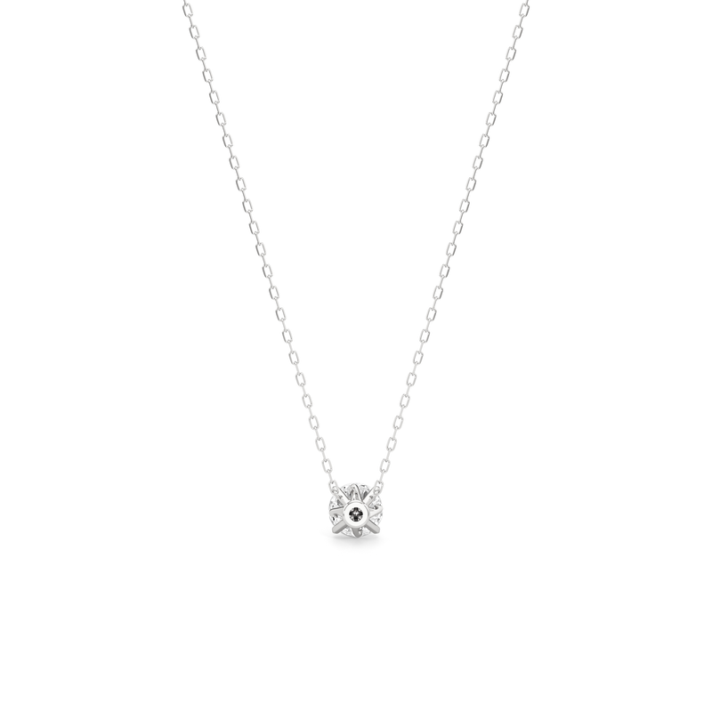 The W Classic Necklace