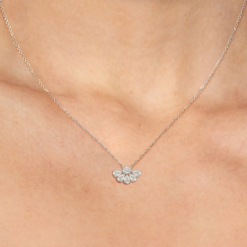 Daisy Petals Necklace