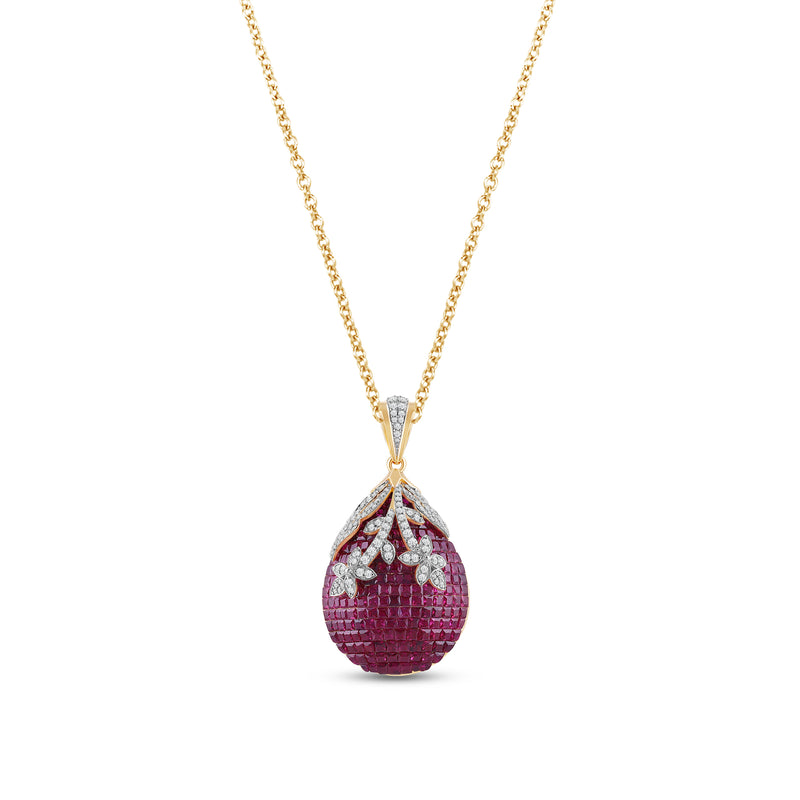 Crimselle Pendant