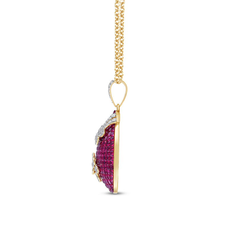 Crimselle Pendant