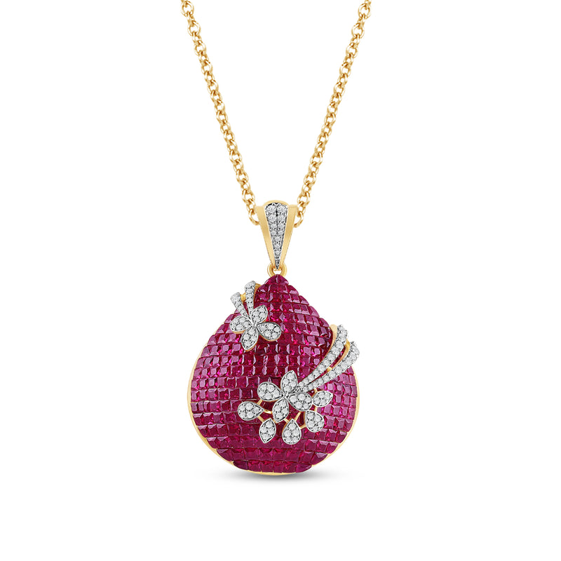 Crimselle Pendant