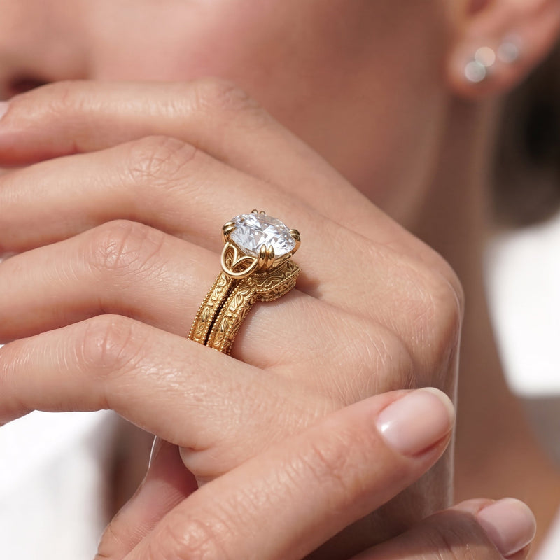 The Seraphine Heart Low-Profile Wedding Band