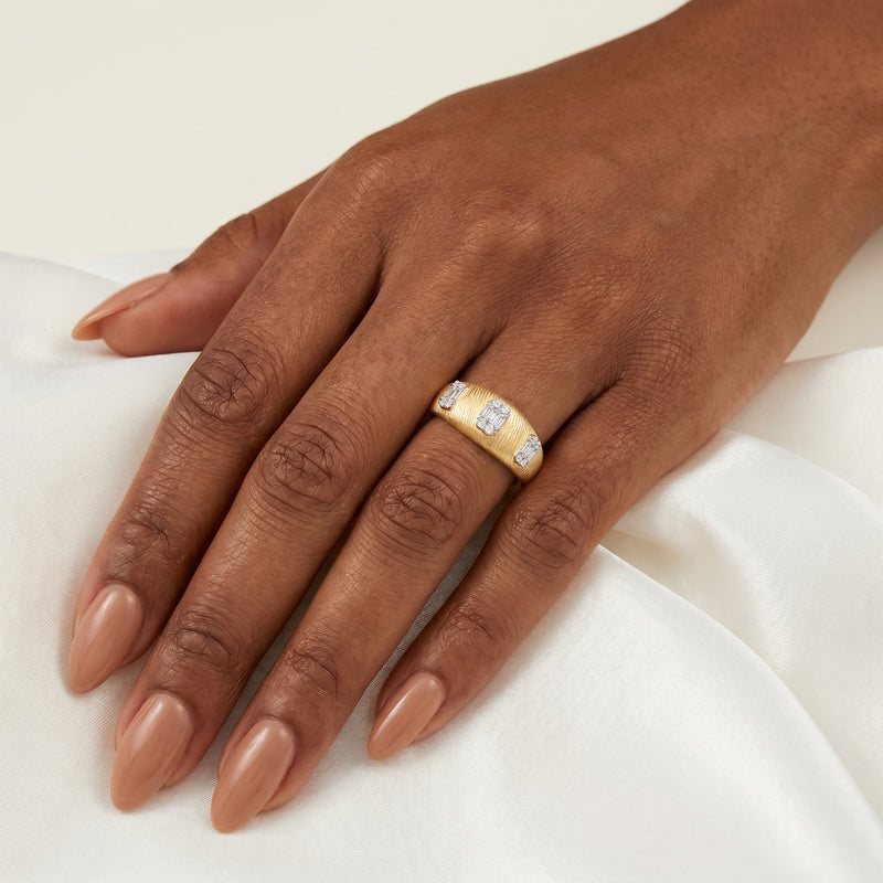 Averie Ring