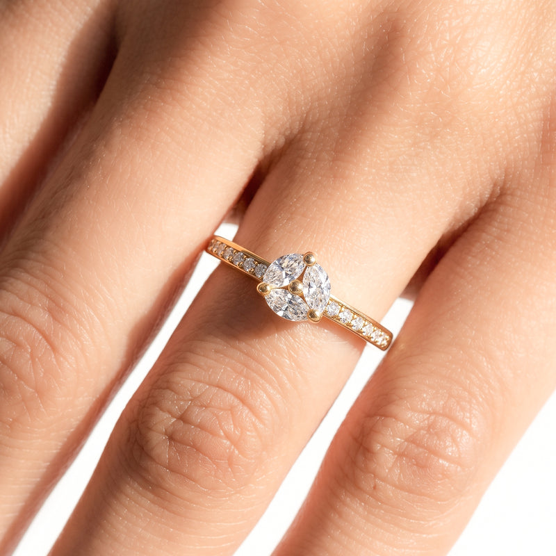 Fleurette Ring
