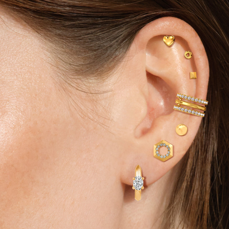 Pyramid Flatback Studs