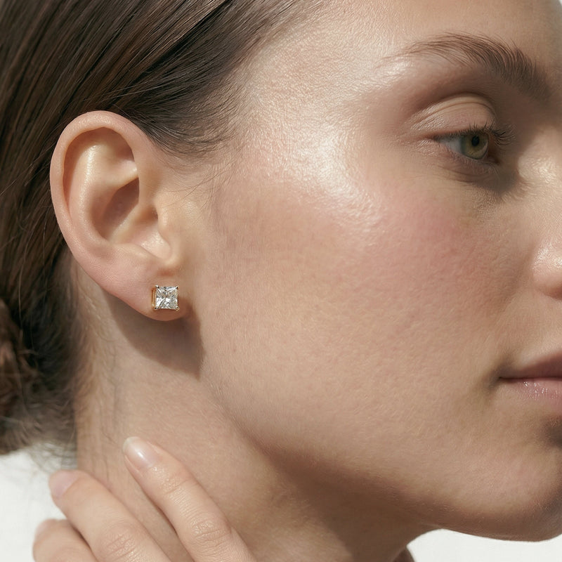 Classic Princess Brilliant Cut Diamond Martini Stud Earrings (F/G VS+)