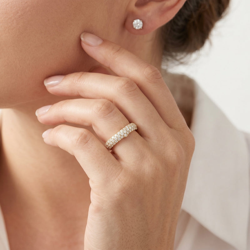 The W Radiance Diamond Wedding Band