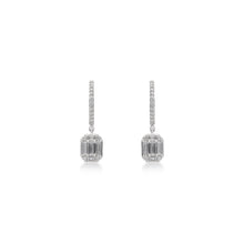 Load image into Gallery viewer, Clara Diamond Earrings
