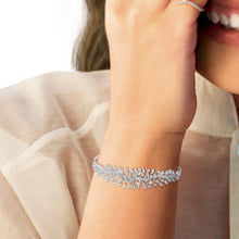 Load image into Gallery viewer, Scatter Waltz Edith  Diamond Bracelet*
