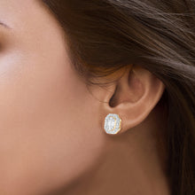Load image into Gallery viewer, Strika Diamond Earrings

