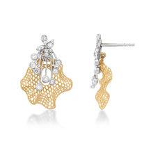 Load image into Gallery viewer, Starring You Aplomb Diamond Earrings
