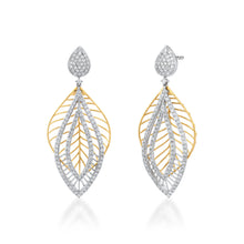 Load image into Gallery viewer, Starring You Diva Diamond Earrings
