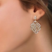 Load image into Gallery viewer, Skyward Bound Fantail Diamond Earrings
