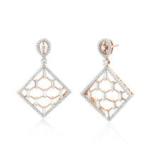 Load image into Gallery viewer, Regalia Royale Diamond Earrings

