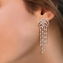 Load image into Gallery viewer, Freeflowing Runnel Diamond Earrings
