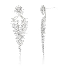 Load image into Gallery viewer, Freeflowing Verbina Diamond Earrings*
