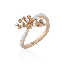 Load image into Gallery viewer, Scatter Waltz Grasp Diamond Ring
