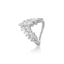 Load image into Gallery viewer, Scatter Waltz Taper Diamond Ring
